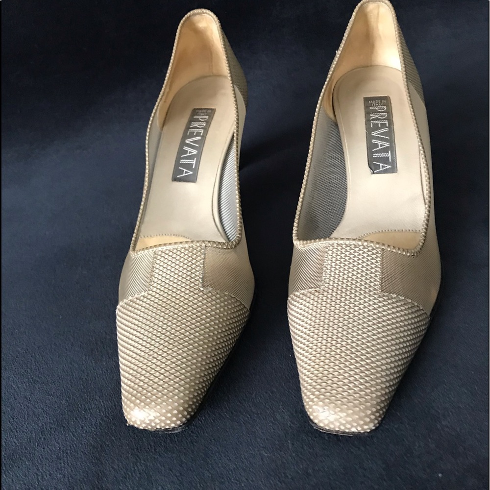 Prevata gold leather and mesh 2.5" heels